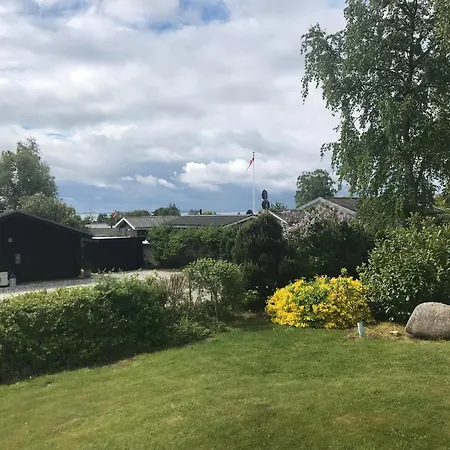 Awesome In With 3 Bedrooms * Rønde