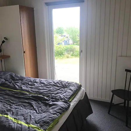 Awesome In With 3 Bedrooms *
