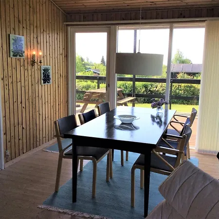 Awesome In With 3 Bedrooms
